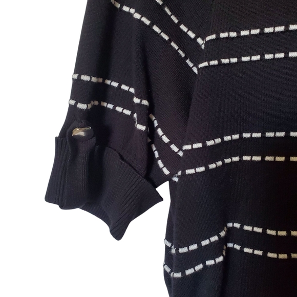 APT.9 Women's Black and White Striped Short Slv Sweater Top Lightweight Size PXL - Picture 6 of 7